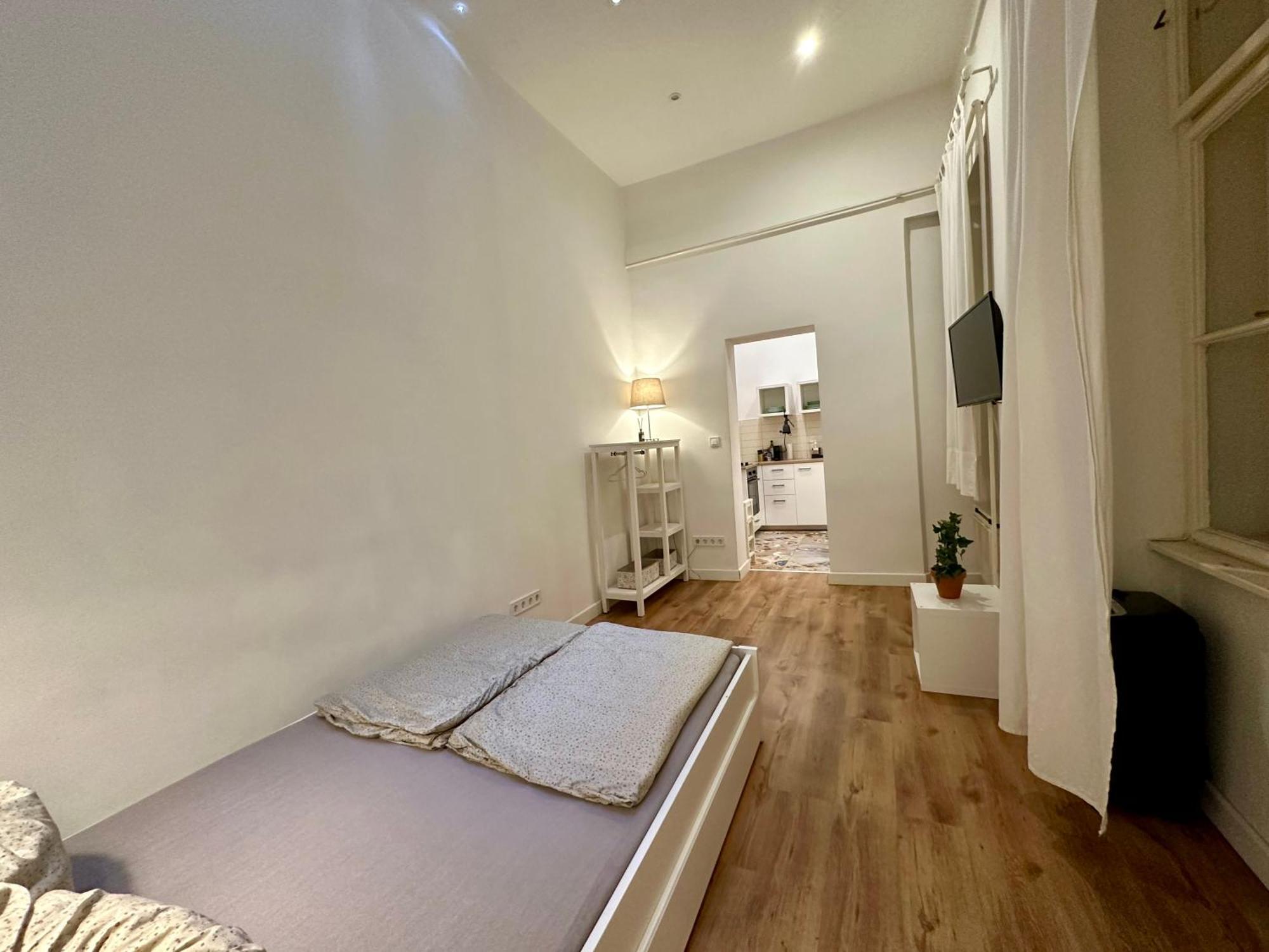 Cozy Studio Flat In The Heart Of Budapest Exterior photo